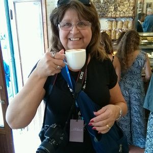 Meet your Posher, Janet